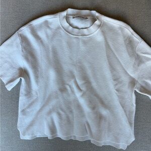 Short sleeve sweater